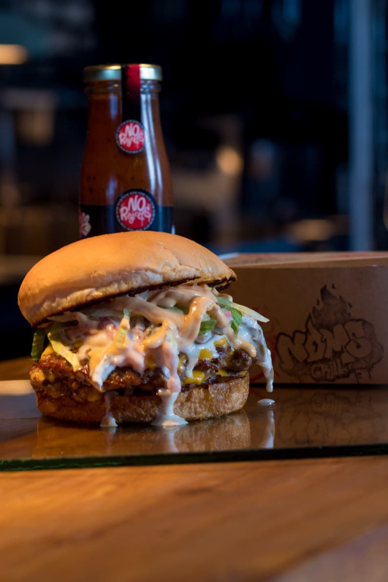 Cheese sauce burger